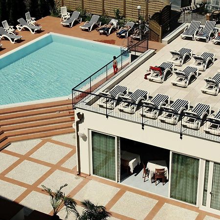 Hotel Residence Mediterraneo Diano Marina Luaran gambar